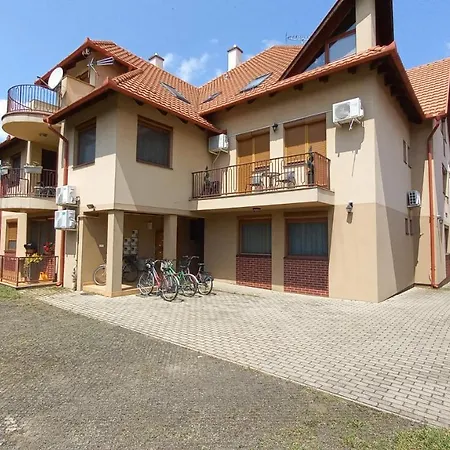 Apartment Mia Hajduszoboszlo